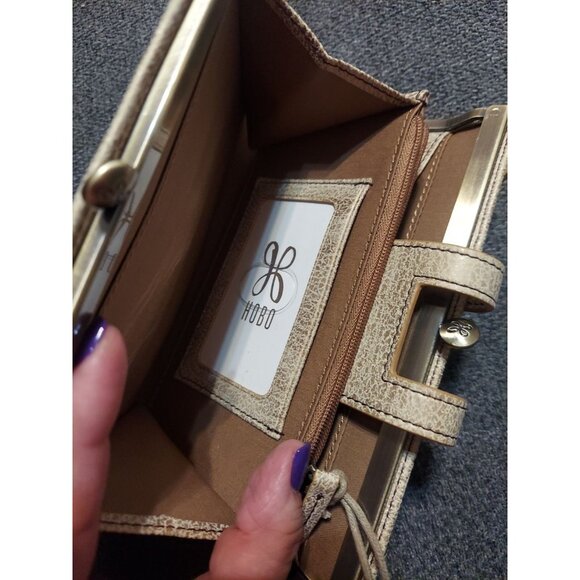 NWT $168 Hobo Wrislet Gold Leaf 100%Geniuine Leather Violet Wrislet - Picture 11 of 14